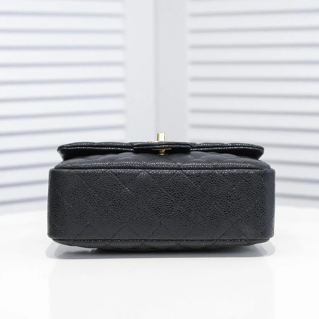 Black Mini Flap Bag L737