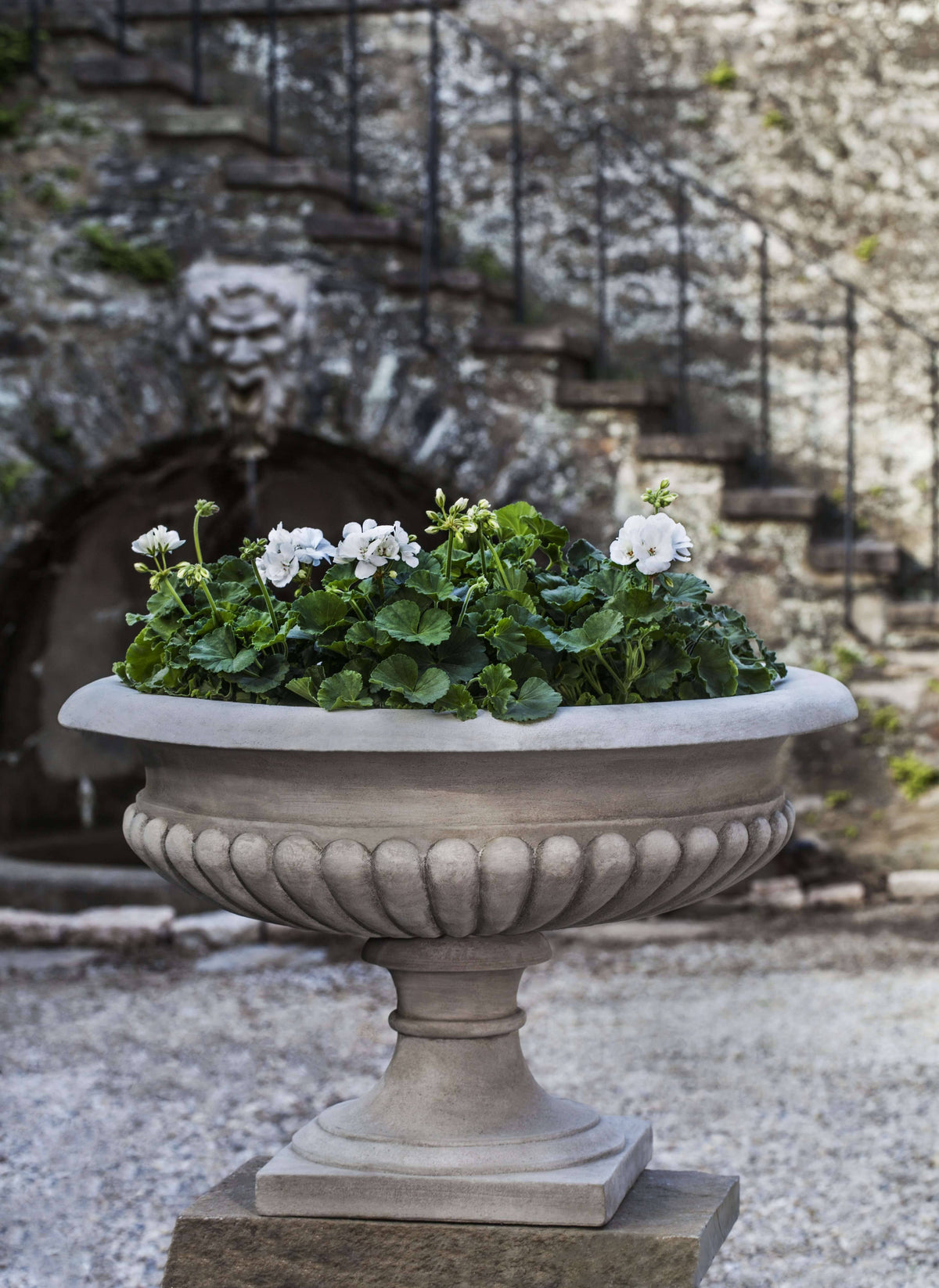 Grey Stone Urn Q45903