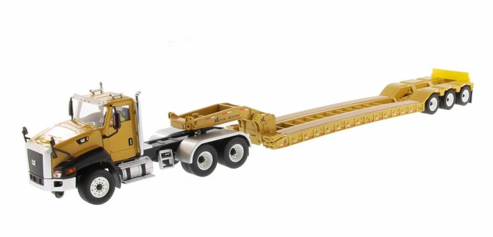 1/50 Scale Diecast Tractor with Trailer X822115