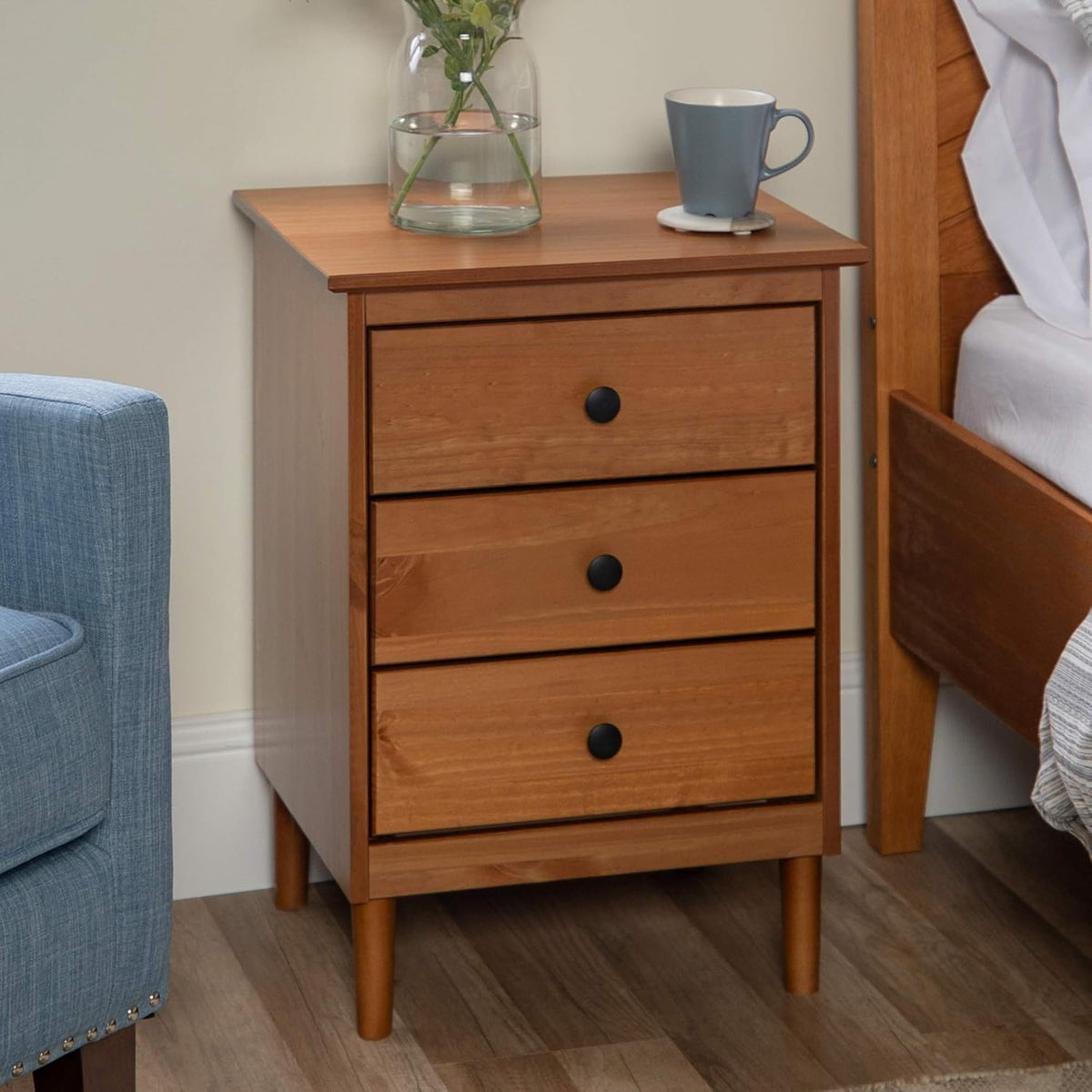 3 Drawer Nightstand V765