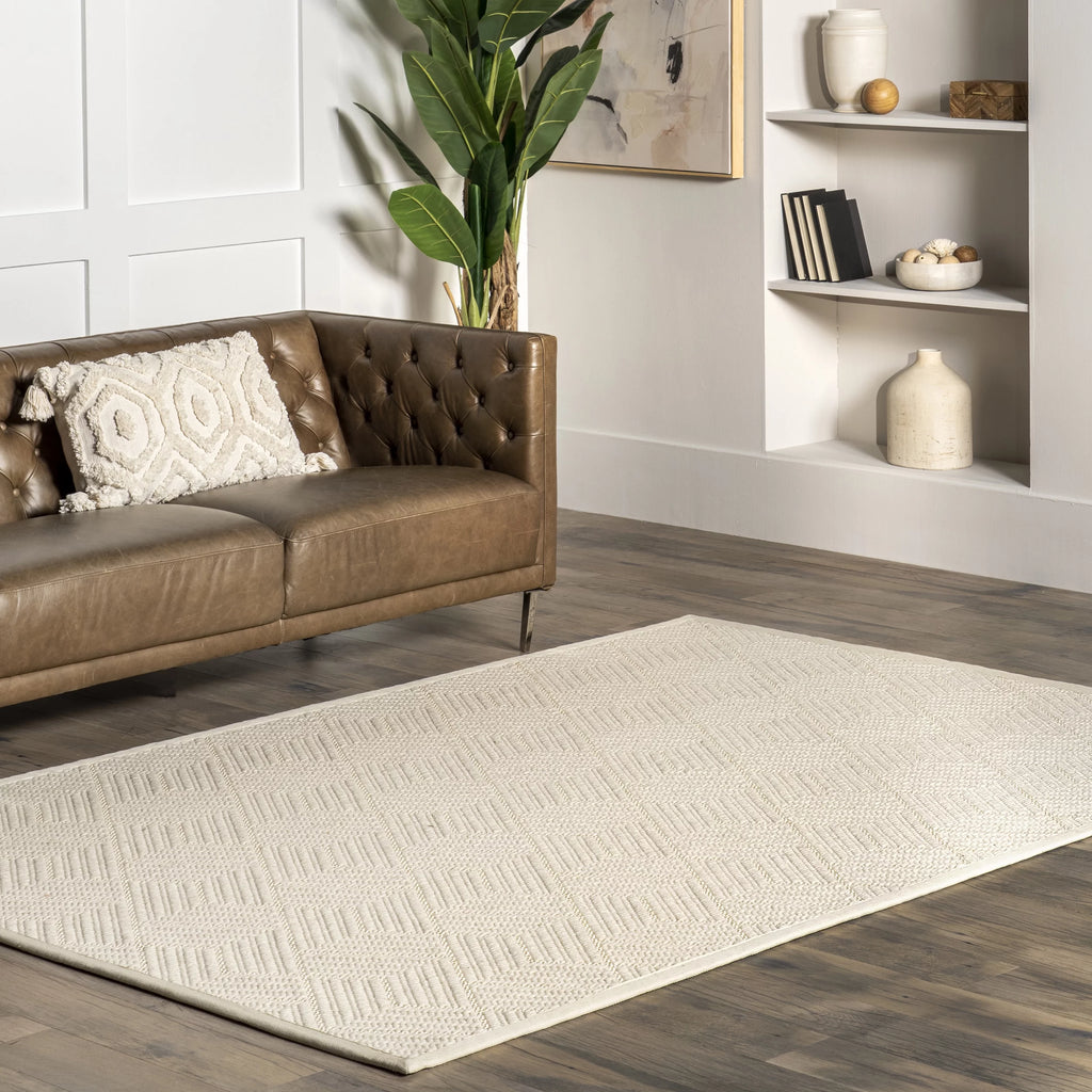 Cream Textured Wool Area Rug 6' x 9' J743