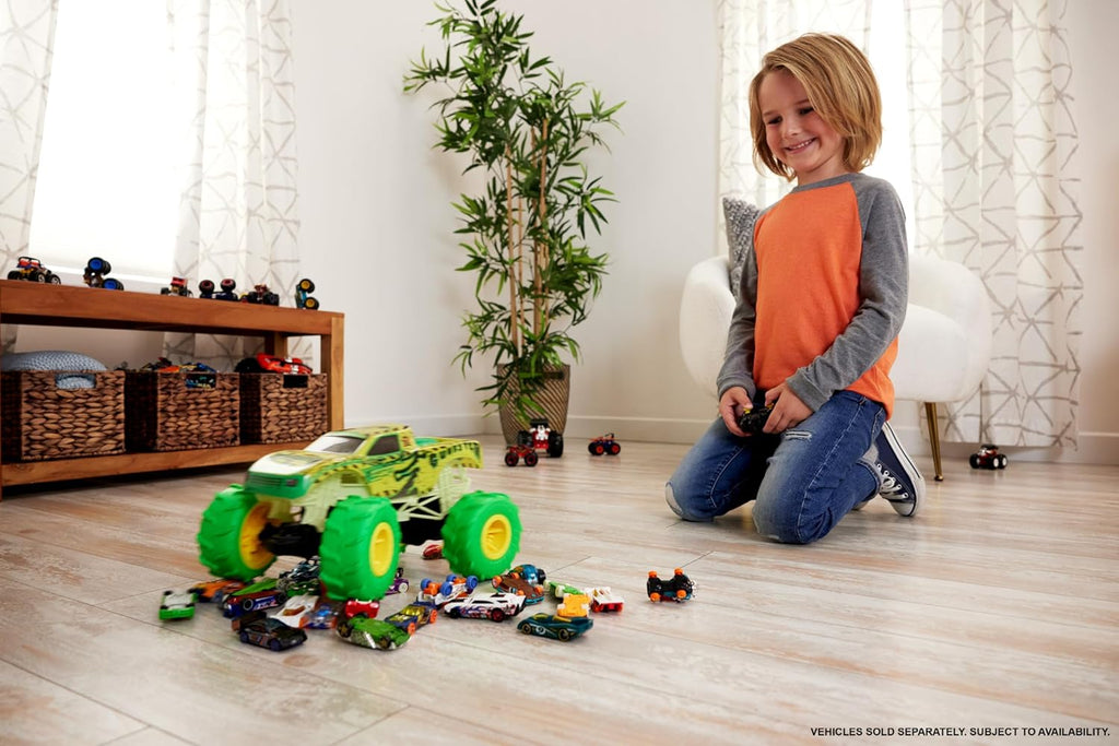 1:15 Scale Remote-Control Monster Truck with Glow in The Dark Tires C1719