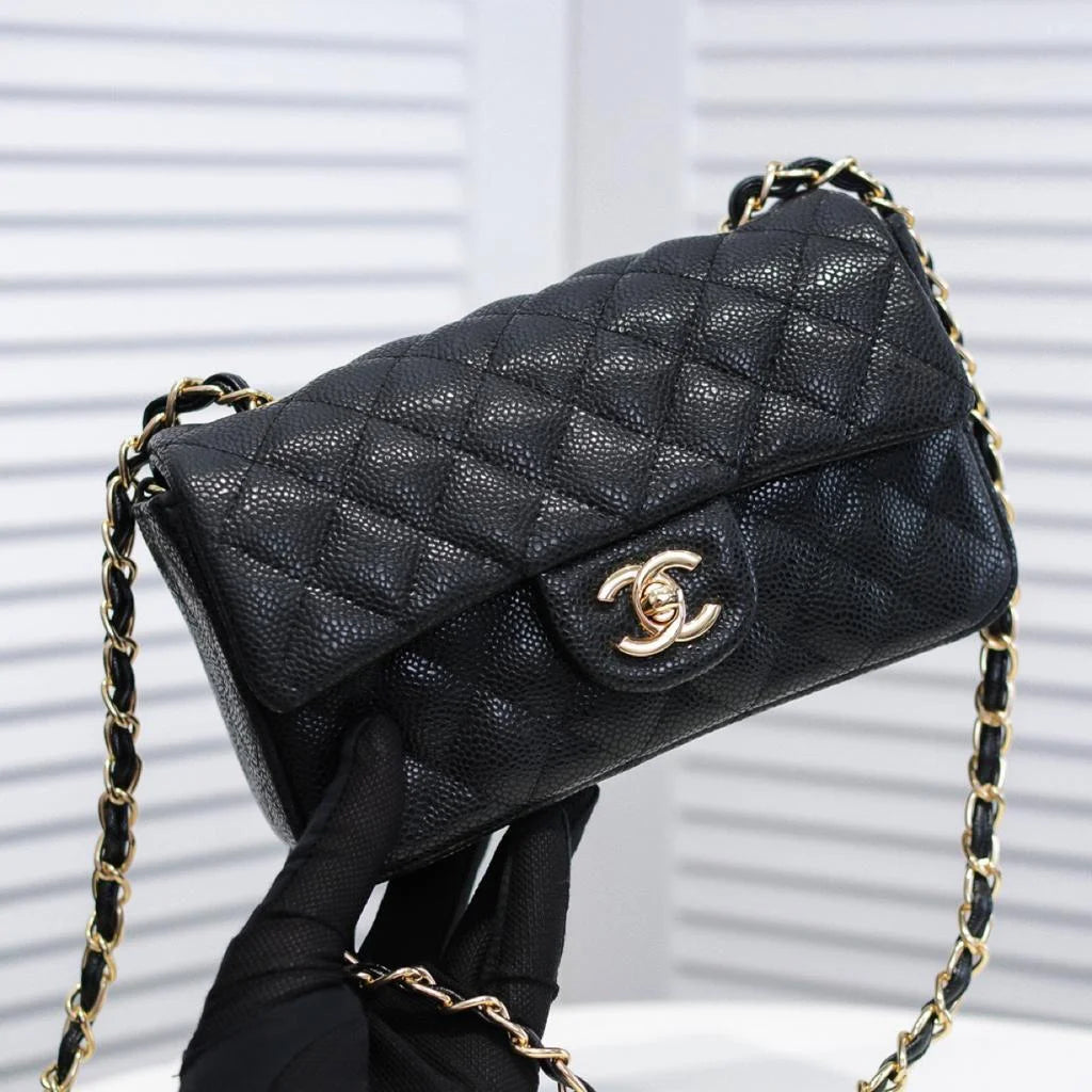 Black Mini Flap Bag L737