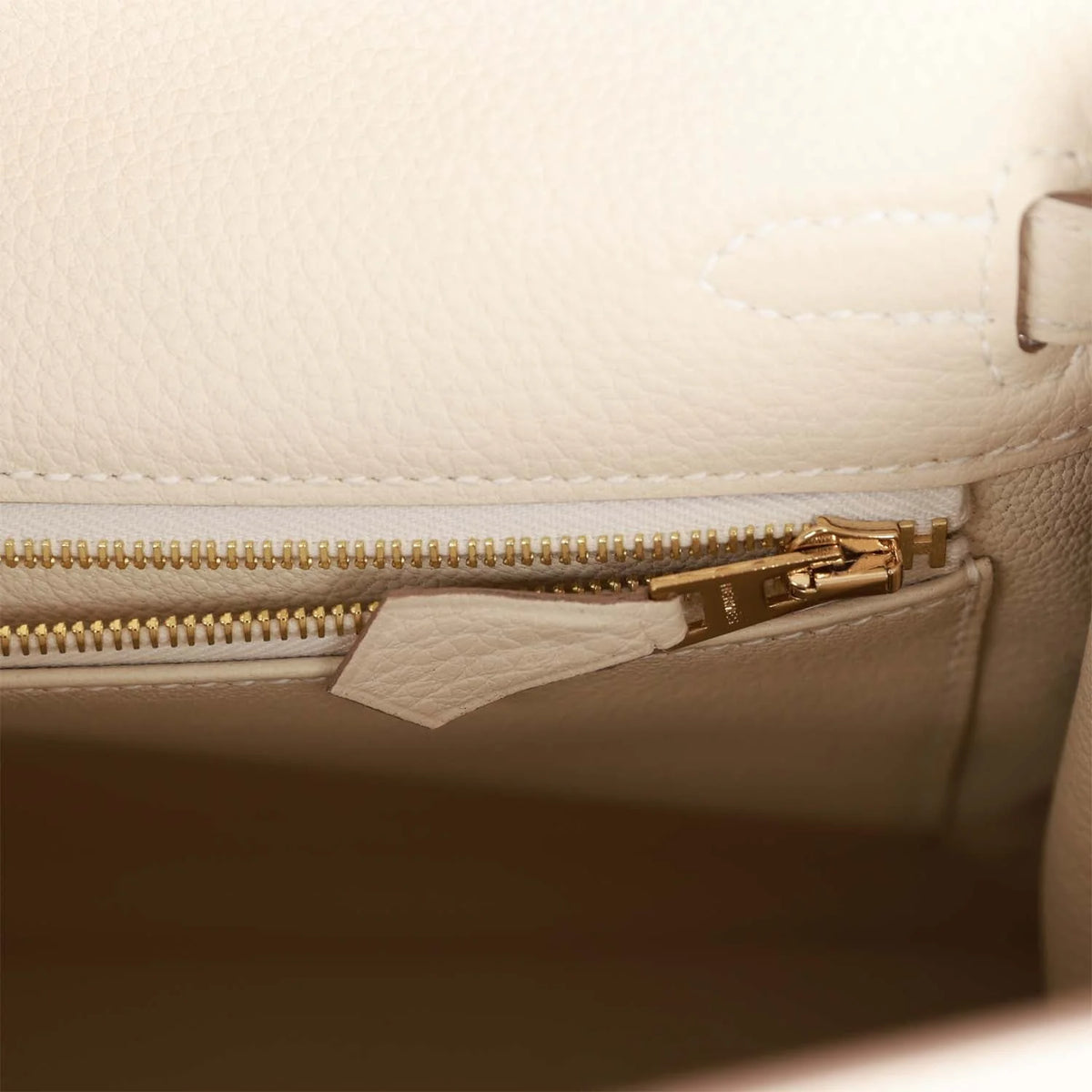 Craie Togo Leather Handbag C4905