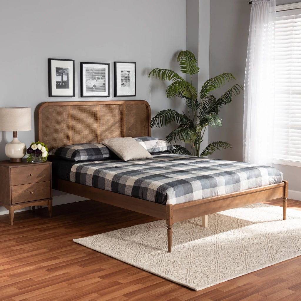 Walnut Brown Wood and Synthetic Rattan Queen Size Platform Bed D877