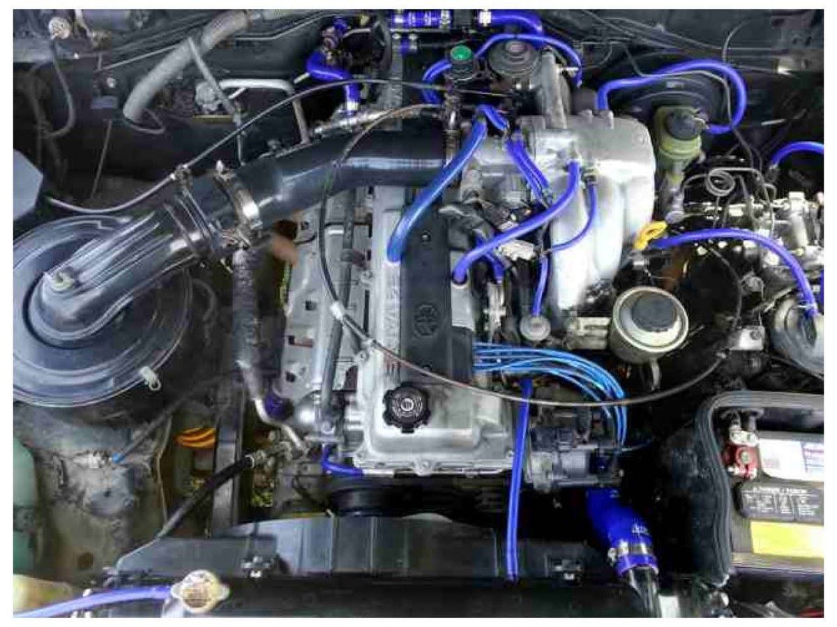 Red Silicone Intake Hose Kit O905685