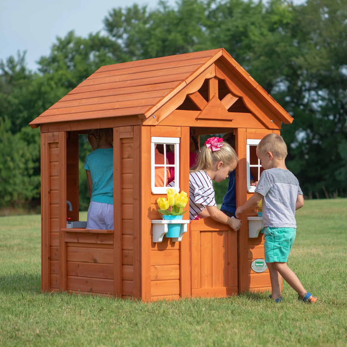 Cedar Wooden Playhouse U43151