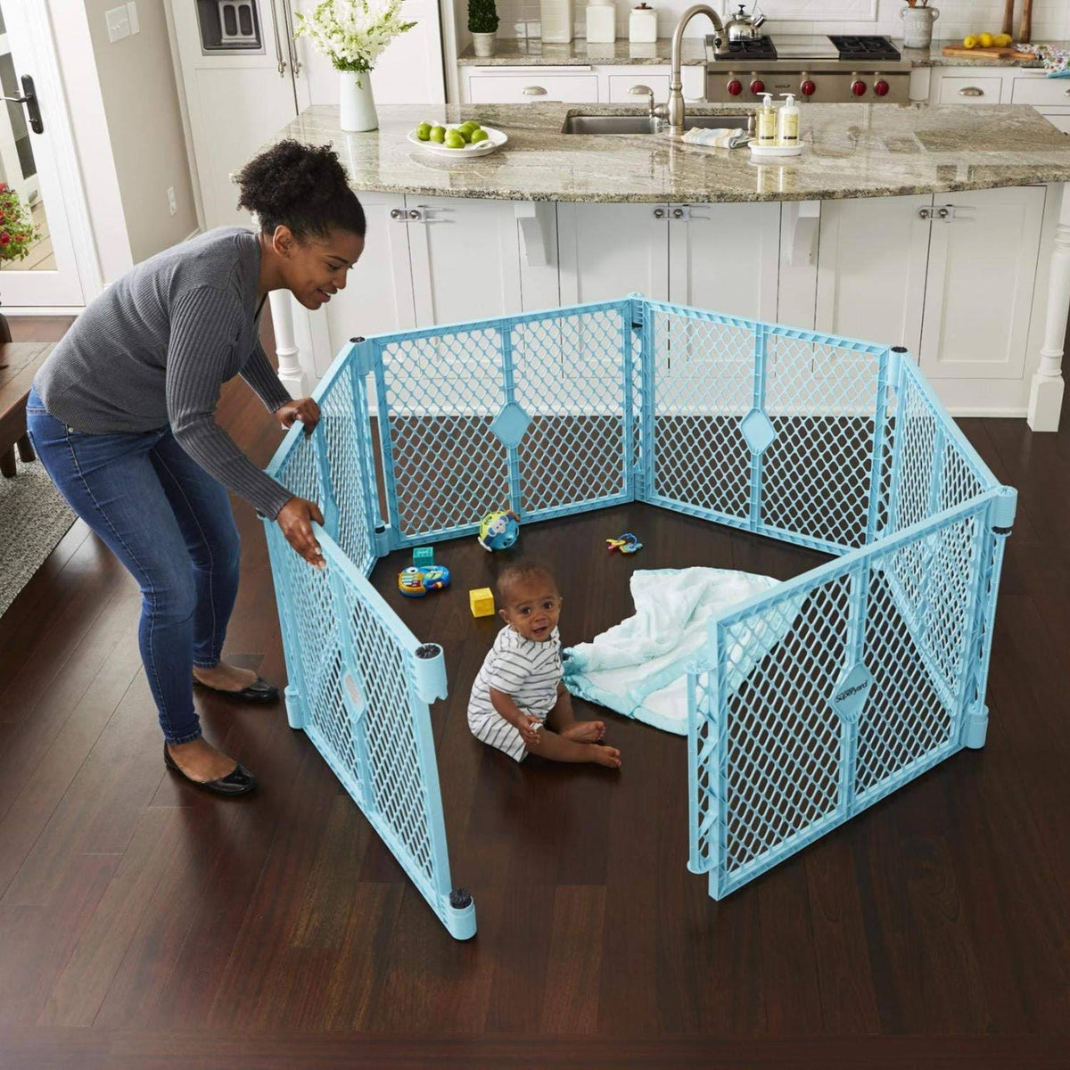 Superyard Indoor-Outdoor Play Yard with Carrying Strap M975494